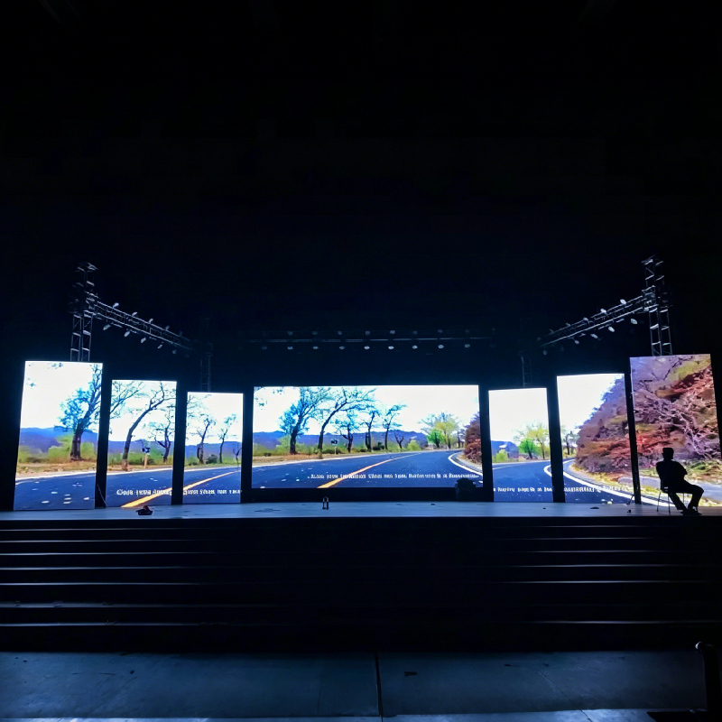 LED indoor P2.6 rental screen is lightweight and easy to install, suitable for weddings, hotels, and event venues