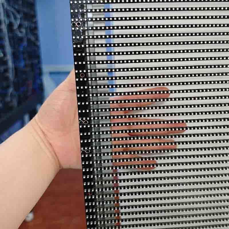 Outdoor transparent screen, P2.6-5.2 transparent display screen, window display screen
